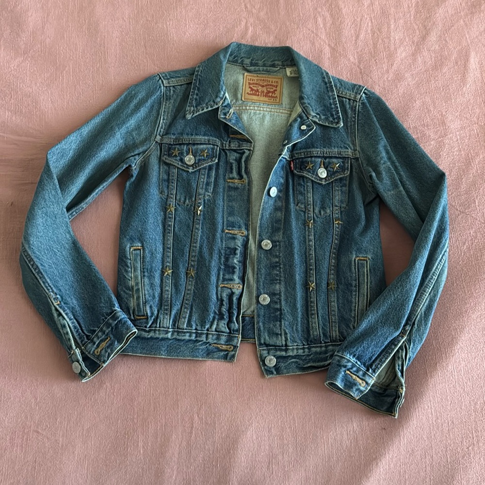 Levi’s Trucker Jean Jacket with Star hardware size extra small